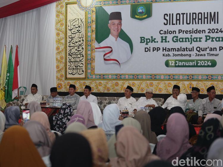 Semringah Ganjar dapat Dukungan Kiai Kampung dan Warga Nahdiyin