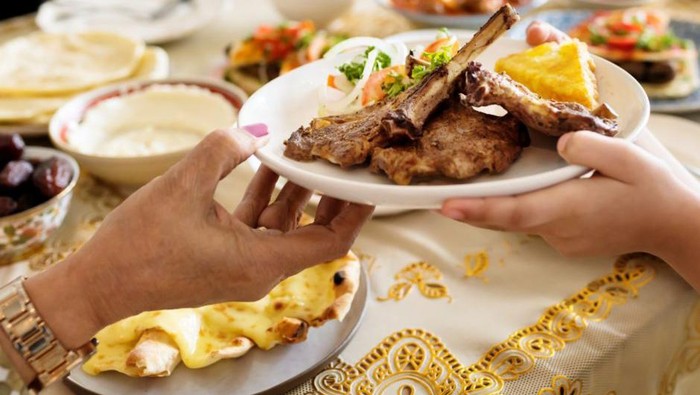 Tak Sekedar Anjuran, Ini Manfaat Konsumsi Makanan Halal Bagi Muslim