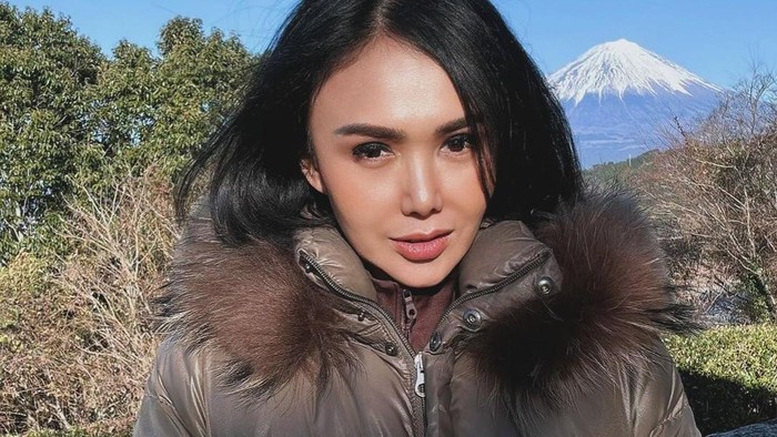 Yuni Shara
