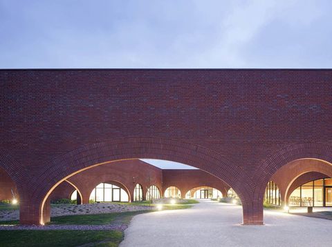 arsitektur terbaik tahun ini/via CNN