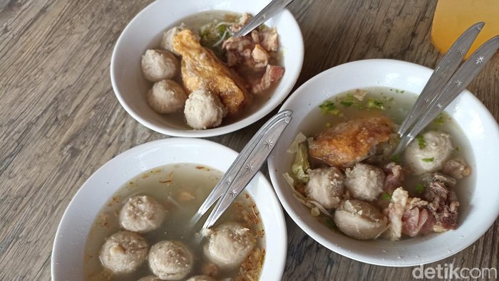 Bakso kikil di Kecamatan Srengat, Blitar.
