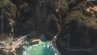 Citra satelit menangkap dampak gempa bumi M 7,5 yang mengguncang Jepang. Dahyatnya gempa membuat beberapa lokasi langsung mengalami longsor hebat. MAXAR TECHNOLOGIES via REUTERS