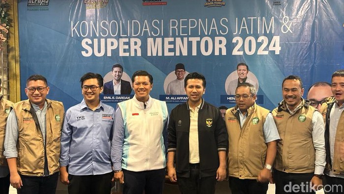 Emil Dardak saat Konsolidasi Repnas Jatim.
