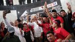 Ganjar Bakar Semangat Pendukungnya di Surabaya
