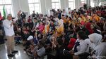 Ganjar Bakar Semangat Pendukungnya di Surabaya