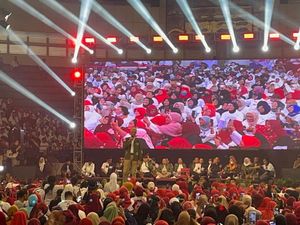 Ganjar Sapa Pensiunan Aparatur Negara: Mereka di Balik Cerita Debat Ketiga