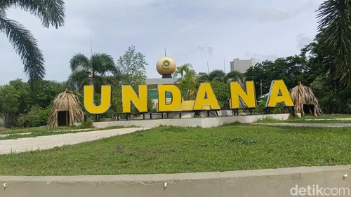 Kampus Undana terletak di Jalan Adi Sucipto, Kota Kupang, NTT, Jumat (12/1/2024). (Yufengki Bria/detikBali).