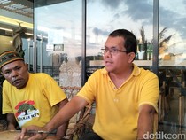 Golkar Bagi Susu-Makan Siang Gratis Jelang Acara Natal Nasional di Labuan Bajo