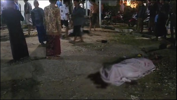 Birinchi marta anal porno kompilyatsiyasini tomosha qiling Erotik kokrak olchamidagi fotosuratlar