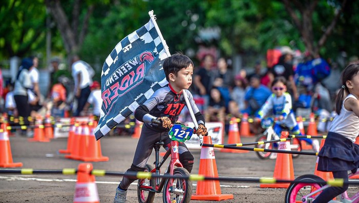 Atlet Push Bike Naresh Adhitama Pradipta