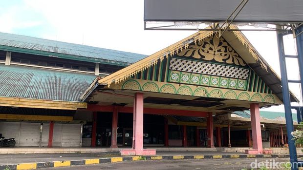 Potret salah satu gedung eks Bandara Polonia Medan. (Kartika Sari/detikSumut)