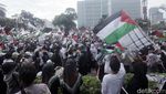 Protes Global di Jakarta, Massa Sebut Pemimpin Israel sebagai Penjahat Perang