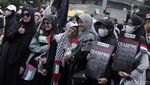 Protes Global di Jakarta, Massa Sebut Pemimpin Israel sebagai Penjahat Perang