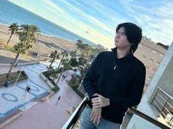 7 Foto Terbaru Sean Putra Olla Ramlan, Dipuji Makin Ganteng Mirip Tom Cruise