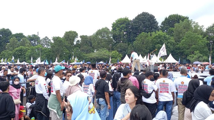 Suasana di Temenggung Abdul Jamal, Batam jelang kedatangan Prabowo. (Istimewa)