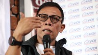 Politikus PDIP Masinton Pasaribu berkelakar jika capres nomor urut 2, Prabowo Subianto, bakal mencoblos capres nomor urut 3, Ganjar Pranowo di Pilpres 2024. Masinton melontarkan penilaian itu lantaran Prabowo banyak setuju dengan Ganjar saat debat ketiga capres.