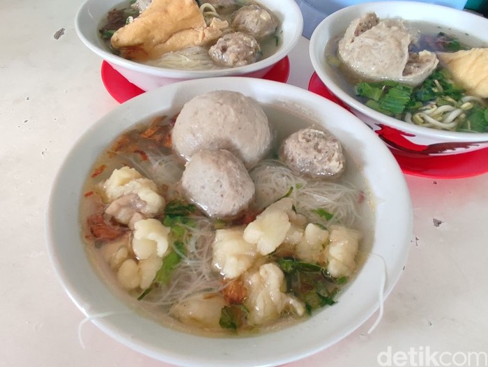 Wajib Mampir Ini 10 Bakso Kaki Lima Legendaris Yang Bikin Laper