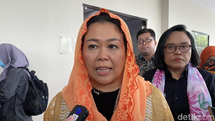 Yenny Wahid