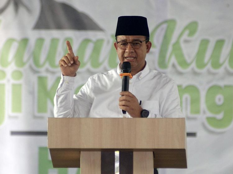 Anies Hadiri Haul Akbar KH Abdul Chalim dan KH Maksum di Lampung
