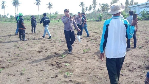 Bentrokan warga di Kecamatan Sekotong Lombok Barat dua orang luka-luka. Foto: Humas Polres Lombok Barat.