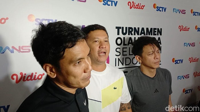 Trio Duda, yakni Gading Marten, Ariel NOAH, dan Desta