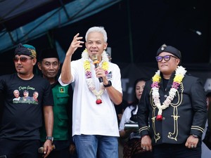 Serap Aspirasi di Karawang, Ganjar Siap Beri Fasilitas buat Inovasi Warga