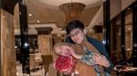Intip Lagi Momen Romantis Teuku Ryan dan Ria Ricis Saat Makan Bersama