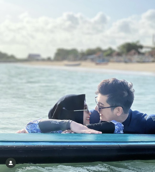 Hak asuh anak jatuh ke tangan Ricis. Walaupun demikian Ryan tetap bisa bertemu dengan Moana. Foto: instagram @teukuryantr