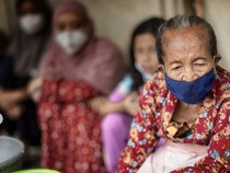 5 Kuliner Kaki Lima yang Melegenda di Yogyakarta, Oseng Mercon hingga Lupis!