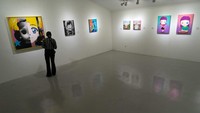 Pameran yang berlangsung hingga 31 Januari 2024 tersebut menampilkan karya-karya dari 18 seniman muda sebagai media refleksi perjalanan kehidupan. 