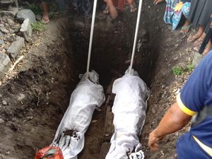 Ketua Pecalang yang Bunuh Diri Bareng Istri Dikuburkan Satu Liang Lahad