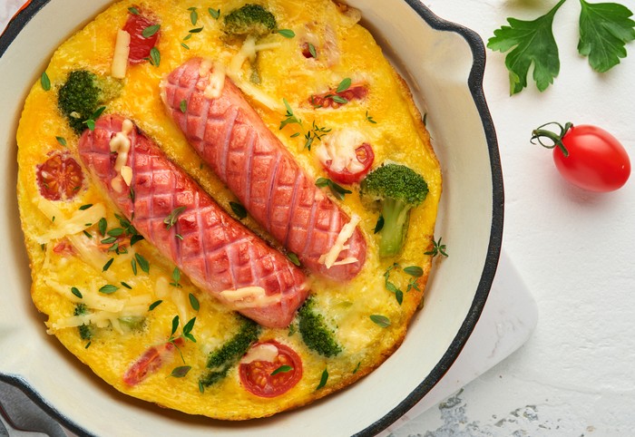 Resep Omelet Sosis dan Sayuran