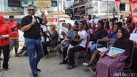 Di hadapan warga, Hasto memaparkan sejumlah program capres-cawapres Ganjar-Mahfud.