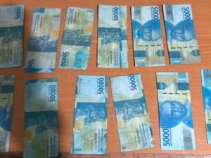 Siasat Licik Oknum Dosen di Sorong Cetak-Sebar Uang Palsu demi Bayar Utang