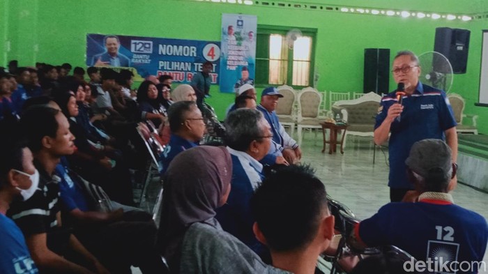 Zulkifli Hasan bertemu kader dan relawan di Klaten, Minggu (14/1/2024).