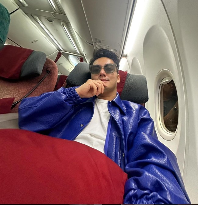 Setelah menjalani operasi plastik hidung, begini penampilan Boy William sekarang. Hidungnya jadi terlihat lebih mancung dan ramping. Foto: Instagram/@boywilliam17