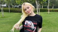 Kepada detikcom, Dasha Gartman mengatakan panggilan Bule Barbie terjadi saat dirinya pertama kali ke Cimahi. Ia menyebut anak-anak kecil di situ menyebutnya seperti boneka tersebut. (Foto: dok Instagram)