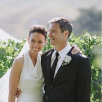 Jacinda Ardern melaksanakan pernikahan secara terbatas pada Sabtu (13/1/2024). Pernikahannya hanya dihadiri 75 tamu undangan. Jacinda dinikahi kekasihnya setelah bertunangan selama lima tahun.Foto: Felicity Jean Photography