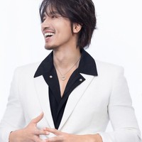 Jerry diketahui sempat meraih penghargaan Mnet Asian Music Awards 2004 kategori Best Asia Pop Artis melalui album perdananya, Jerry For You. Foto: Instagram/@jerry_yan_official