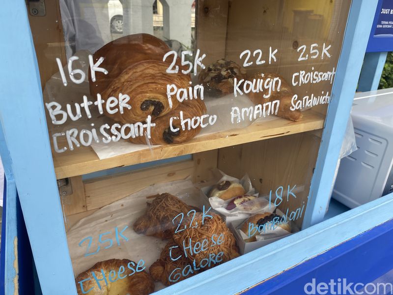 Just Better Stuff, croissant kaki lima yang hits di Cipete