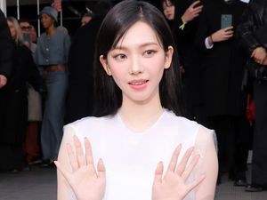 Karina aespa Minta Maaf Terkait Berita Kencannya dengan Lee Jae Wook