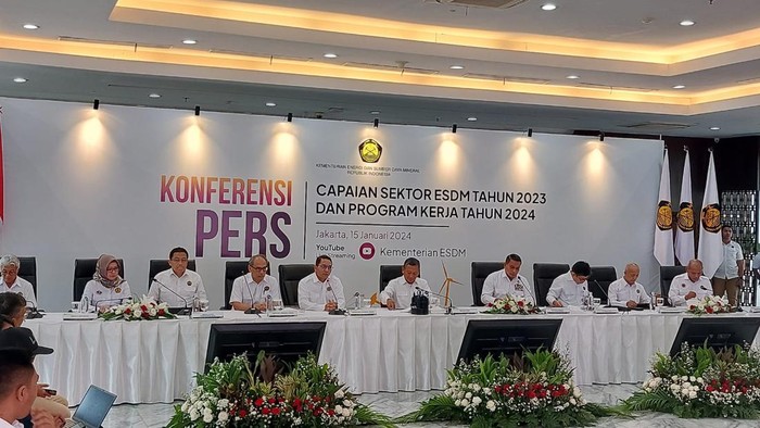 Konferensi pers Kementerian ESDM