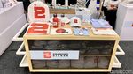 Mengintip Booth Merchandise Capres-Cawapres di FX Sudirman