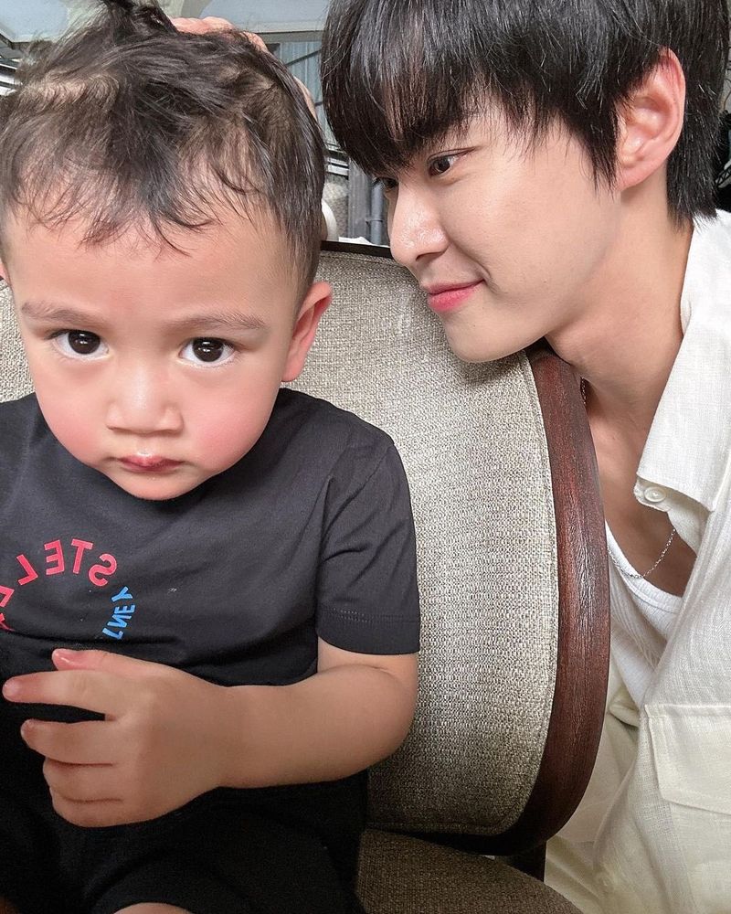 Momen NCT 127 berkunjung ke rumah Raffi Ahmad dan Nagita Slavina