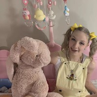 Paiger Miller memulai gaya hidup tidak biasa ini dari tahun 2018. Paigey ingin menormalisasikan gaya hidup ‘bayi dewasa’ yang sering mendapat kritikan. Foto: Dok. Instagram