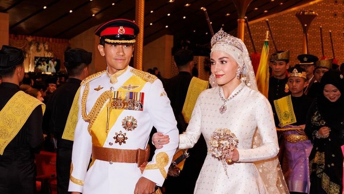 Pangeran Abdul Mateen dan Anisha Rosnah.