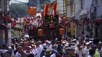 Festival Wangkang dibawa ke Malaka oleh pedagang Hokkien dari Tiongkok dan pertama kali diadakan pada tahun 1854. Festival ini hanya diselenggarakan ketika perantara di Kuil Yong Chuan Tian di Malaka menerima perintah dari dewa Ong Yah. Prosesi telah dilaksanakan pada tahun 1919, 1933, 2001, 2012 dan 2021.