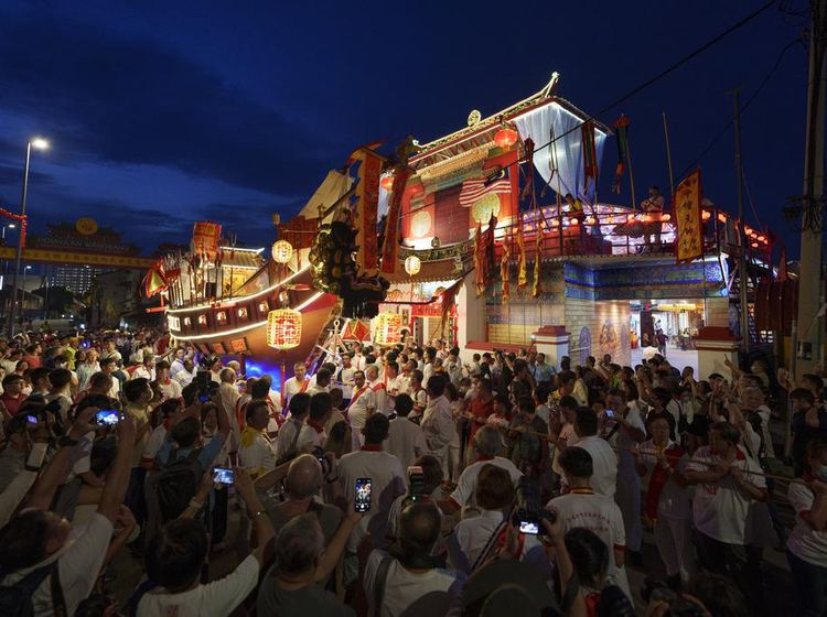 Melihat Festival Wangkang, Ritual Mengusir Roh Jahat di Malaysia