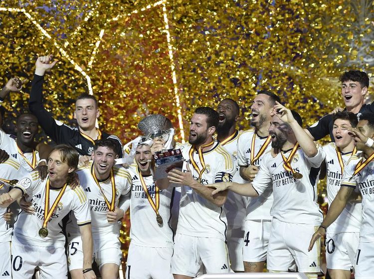 Potret Real Madrid Juara Piala Super Spanyol Usai Kalahkan Barcelona