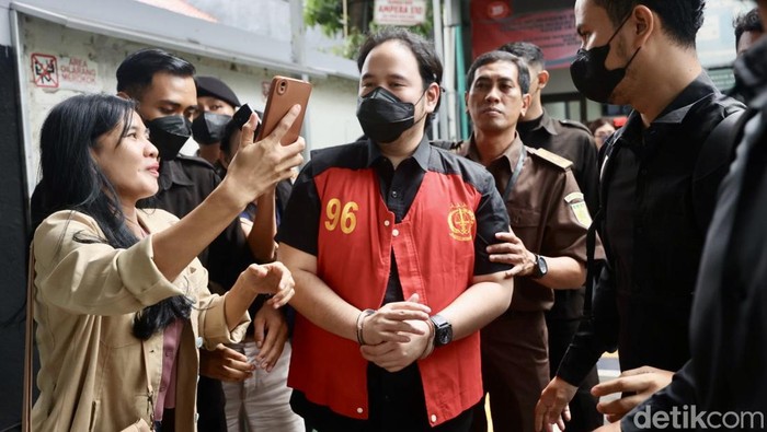 Sidang Pedana Dito Mahendra soal Kasus Senpi Ilegal